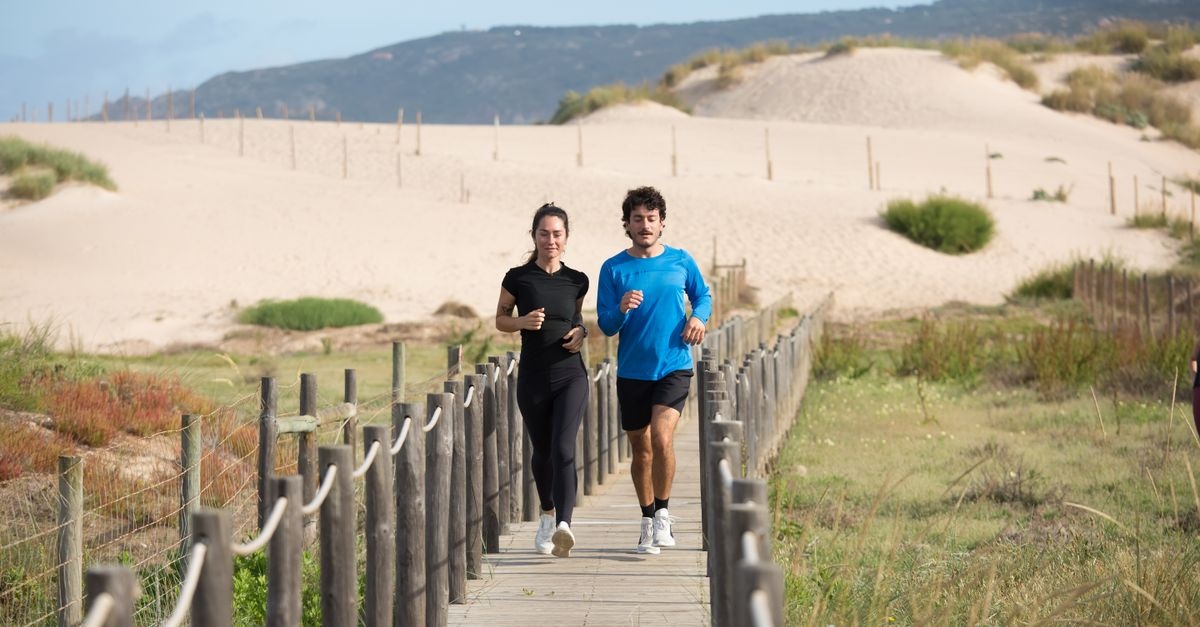 Bouger sans contrainte : 7 idées d’entraînements faciles à glisser dans vos vacances