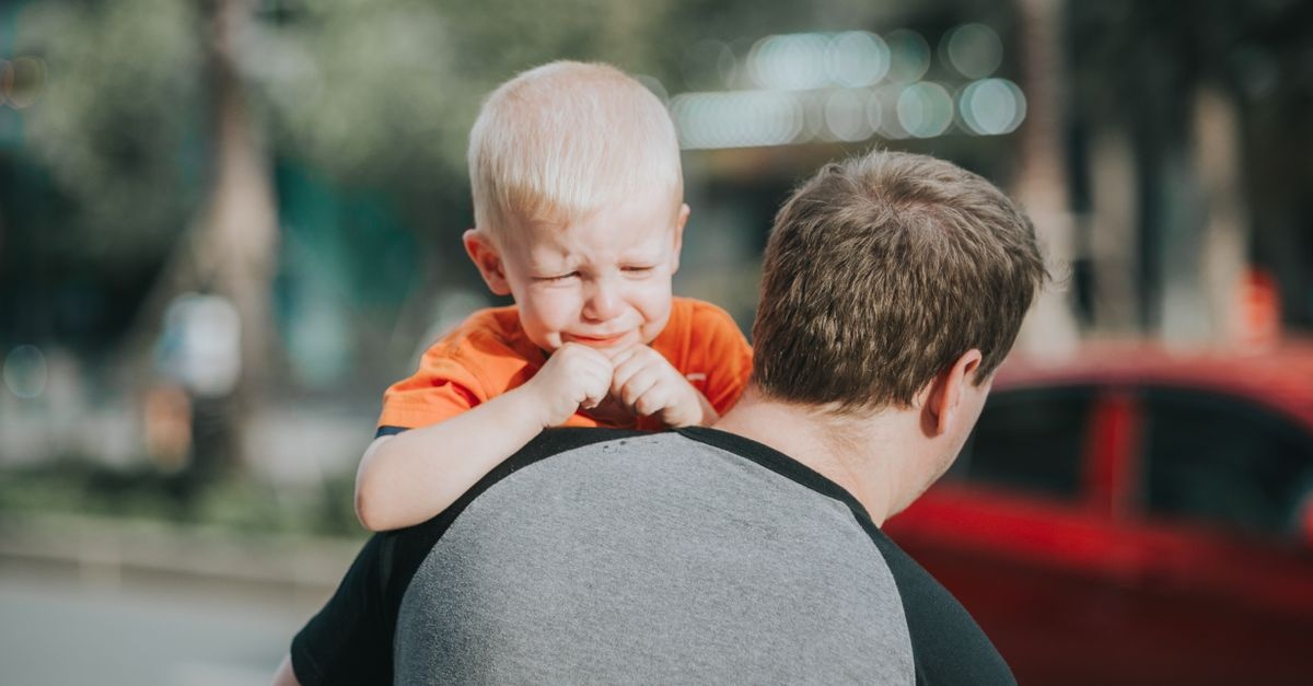 Quand les larmes coulent : 7 clés bienveillantes pour apaiser les pleurs de votre enfant