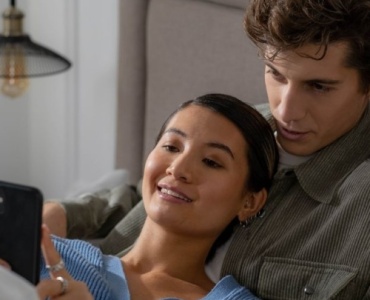 Amour à l’ère numérique : décrypter les nouvelles dynamiques des relations d’aujourd’hui
