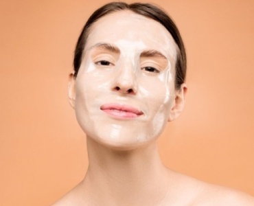 Adieu aux pores dilatés : les solutions qui transforment vraiment votre peau